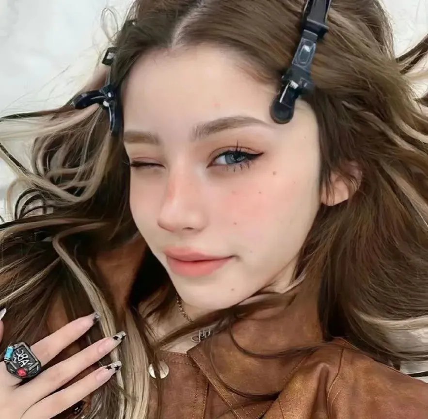 红衣天使